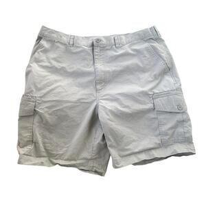 Roundtree & Yorke Light Khaki Cargo Shorts - 42x9